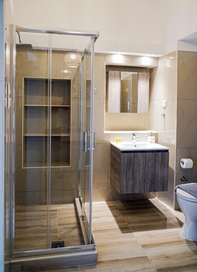 Smyrnis Apartments Ермополи Екстериор снимка