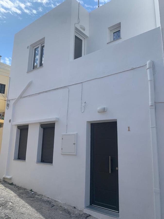 Smyrnis Apartments Ермополи Екстериор снимка