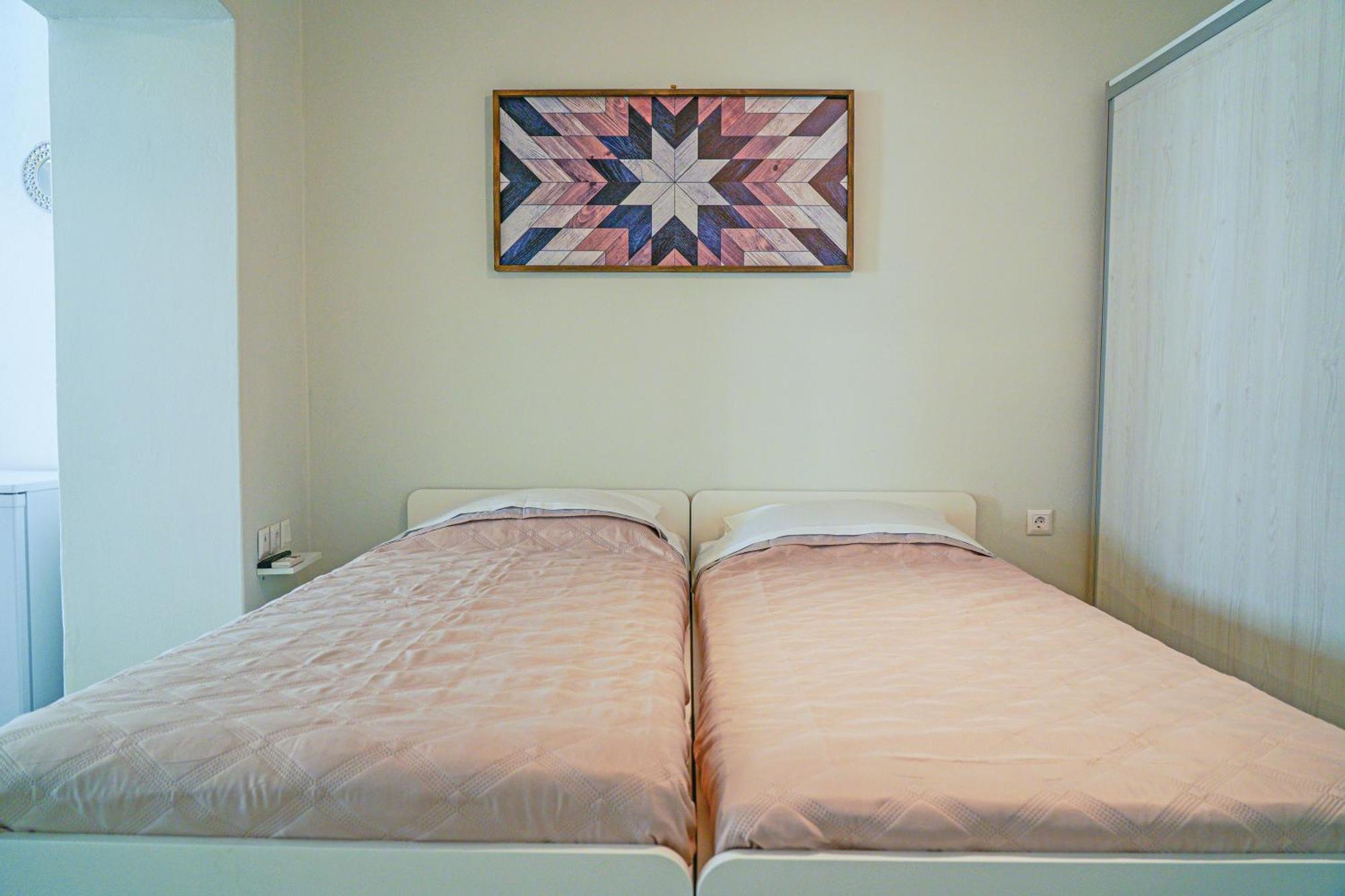 Smyrnis Apartments Ермополи Стая снимка
