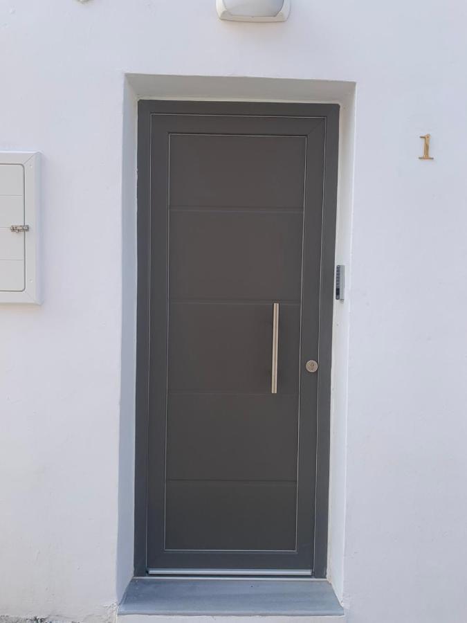 Smyrnis Apartments Ермополи Екстериор снимка